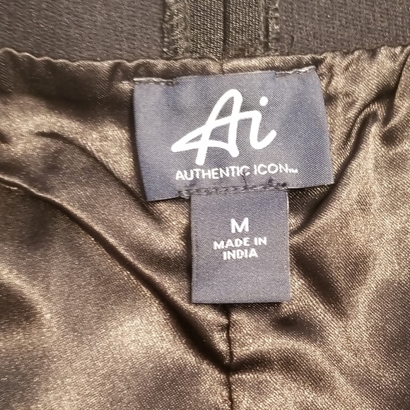 Authentic Icon Dressy Shorts - Sequins - Picture 4 of 5